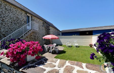 G&icirc;te n&deg;35G11134 Saint-M&eacute;loir-des-Ondes - Ille-et-Vilaine - photo