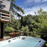 Terrasse principale avec spa privatif