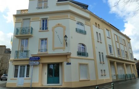 L'immeuble "Le Celtic" est un ancien hôtel de style Art Déco, entièrement rénové en 2014 City Break n°35G11316 Dinard - Ille-et-Vilaine - L'immeuble "Le Celtic" est un ancien hôtel de style Art Déco, entièrement rénové en 2014