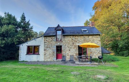 G&icirc;te n&deg;35G12014 Combourg - Ille-et-Vilaine - photo