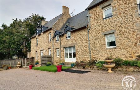 G&icirc;te n&deg;35G110461 Saint-M&eacute;loir-des-Ondes - Ille-et-Vilaine - photo