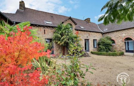 G&icirc;te n&deg;35G141092 Livr&eacute;-sur-Changeon - Ille-et-Vilaine - photo