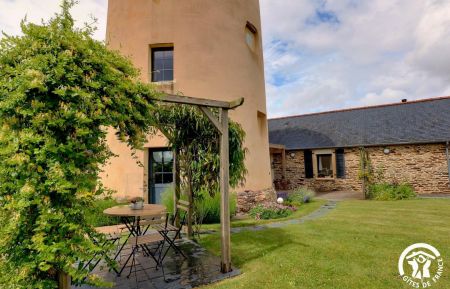 Moulin &agrave; vent35G14049 Chanteloup - Ille-et-Vilaine - photo